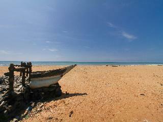 Hotel Barasti Beach Resort