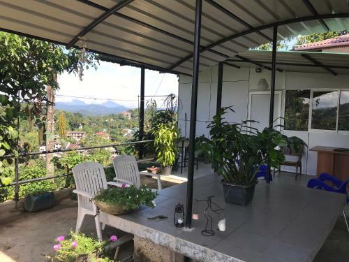 Hotel Amigo S Home Stay