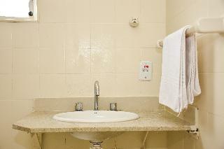 Oyo Hotel C�u Azul