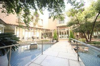 Coganoi Bay Hotel