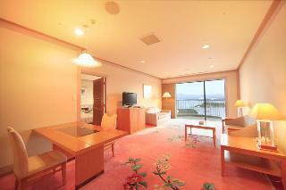 Coganoi Bay Hotel