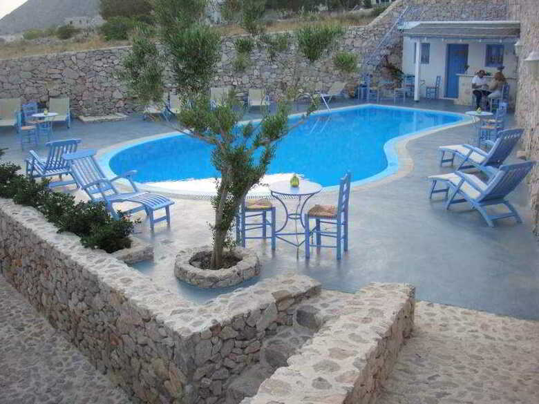 Bed & Breakfast Sweet Tweet