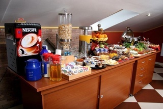 Super 8 Hotel