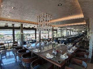 Hotel Bushi Resort & Spa