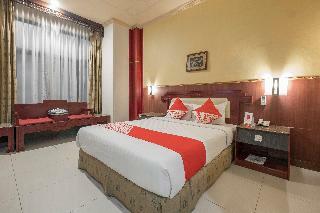 Oyo 821 Hotel Dinasti