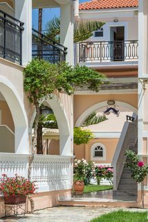 Apartamentos Athina Apts