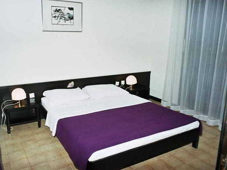 Aleksandar Hotel