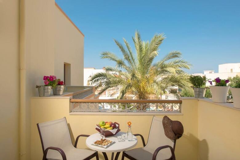 Apartamentos Bella Elena "by Checkin"