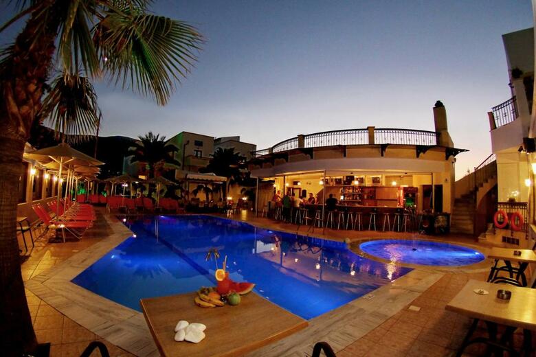 Apartamentos Bella Elena "by Checkin"