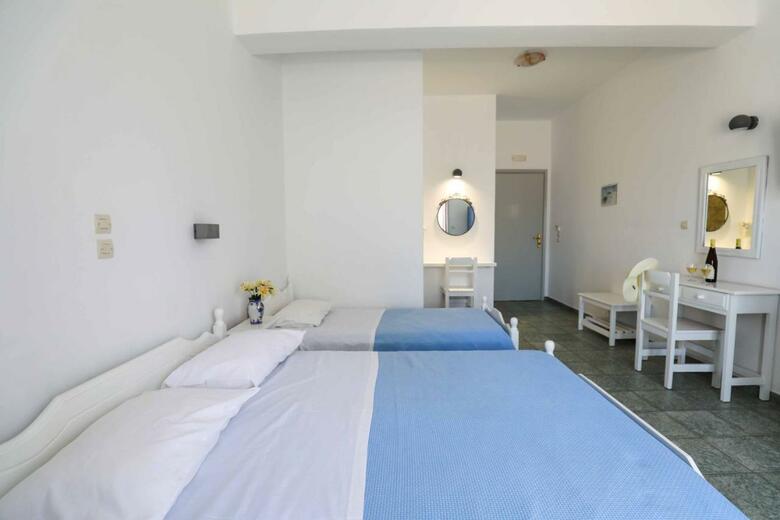 Hotel Finikas