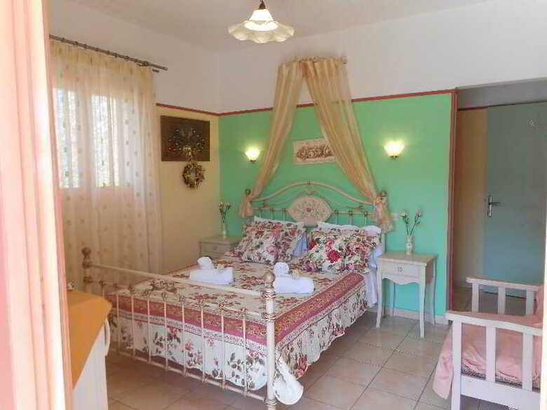 Hotel Galazios Kolpos Pension