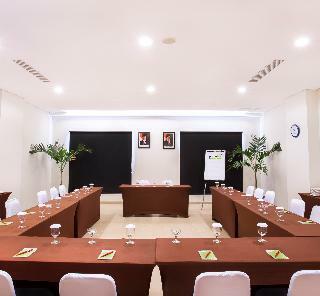 Primebiz Hotel Cikarang
