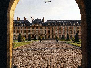 Hotel Ibis Chateau de Fontainebleau