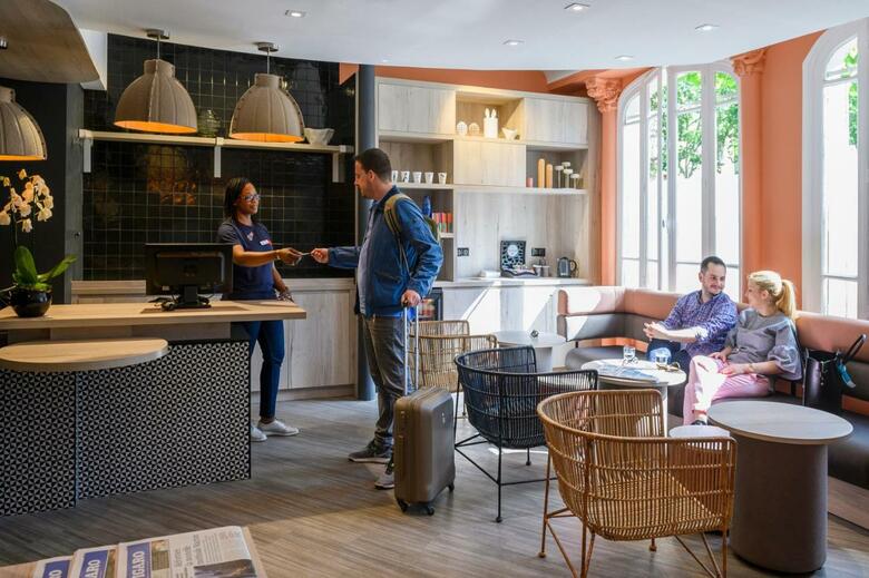 Hotel Ibis Paris Tour Montparnasse 15�me