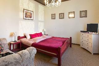 Karlamuiza Country Hotel