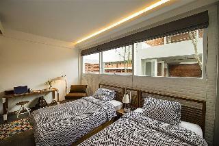 Lokal Hotel & Restaurant
