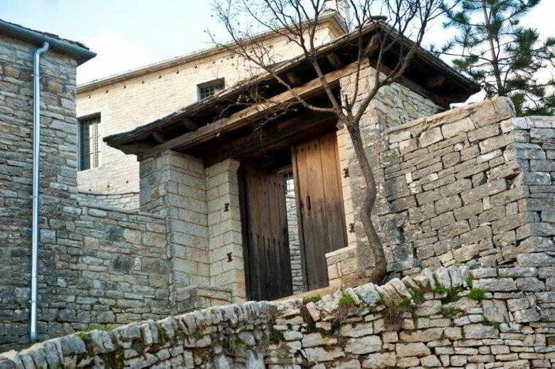 Hotel Monopatia Mountain Resort