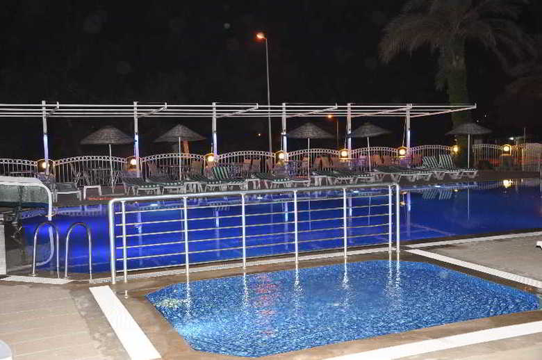 Bed & Breakfast Flora Palm Resort