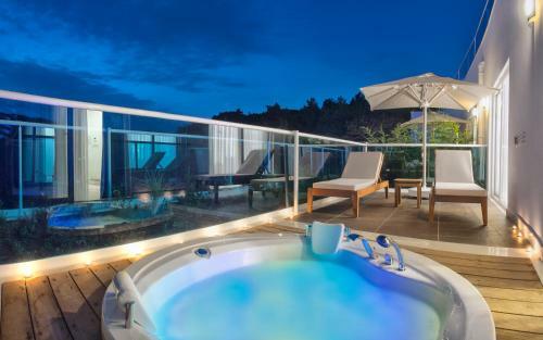 Hotel Garcia Resort & Spa