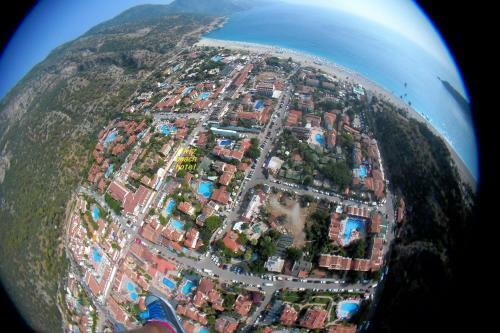 ?lkiz Beach Hotel