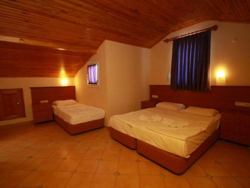 Sea Breeze Hotel And Apartments