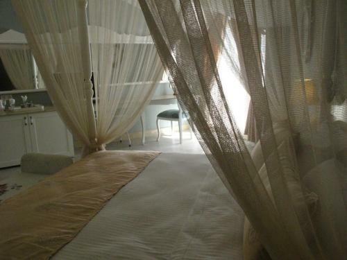Sea Breeze Hotel And Apartments