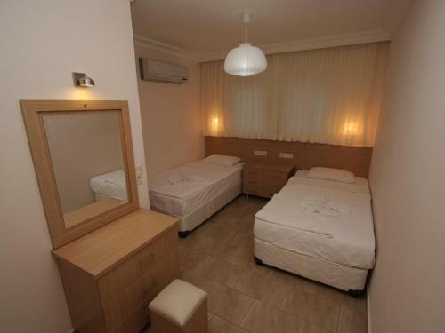 Sea Breeze Hotel And Apartments