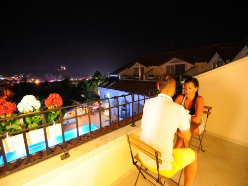 Sea Breeze Hotel And Apartments
