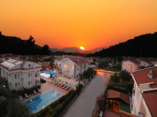 Sea Breeze Hotel And Apartments