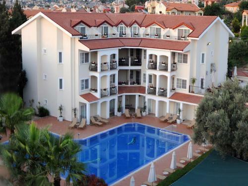 Sea Breeze Hotel And Apartments