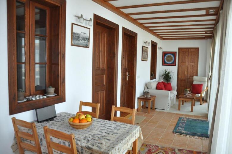Ionia House