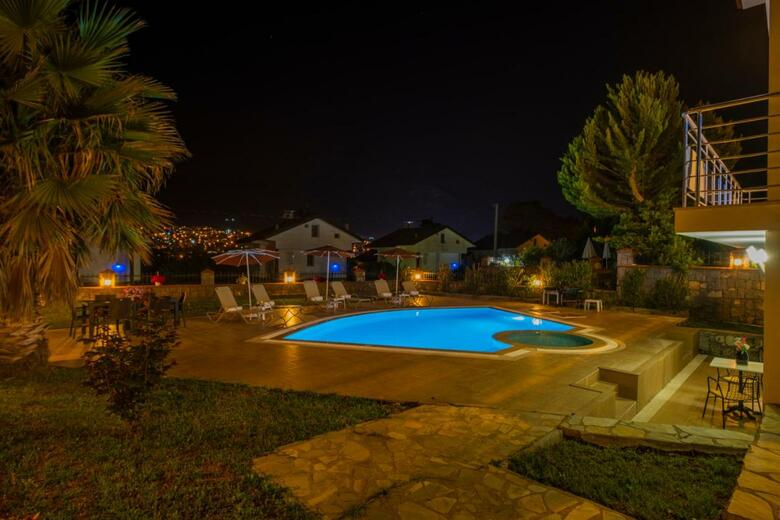 Olympia Villas