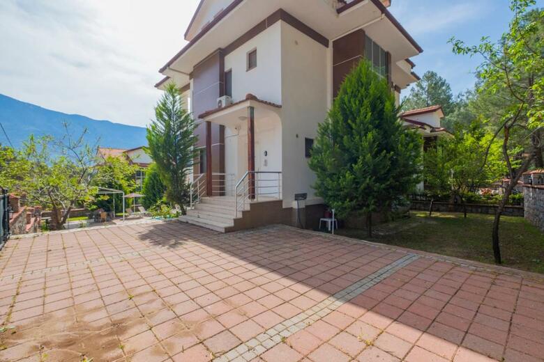 Olympia Villas