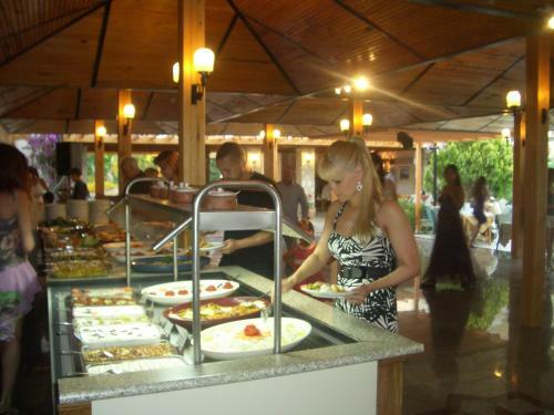 Hotel Perdikia Beach