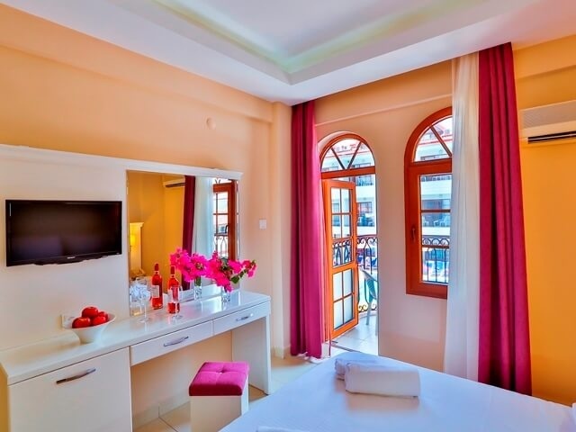 Golden Life Resort Hotel & Spa