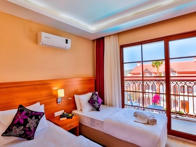 Golden Life Resort Hotel & Spa