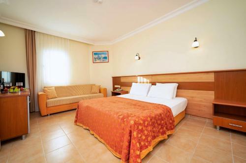 Mavruka Hotel