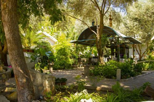 Orange Lodge (sunmed Lodge)
