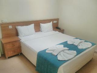 Grove Hotel