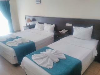 Grove Hotel