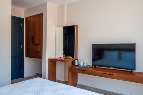 Hostal Mellis Beach Hotel