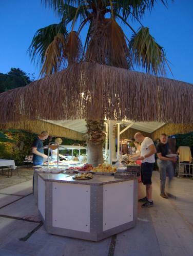 Paradise Garden Hotel