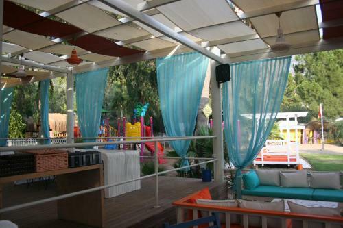 Sugar Beach Club