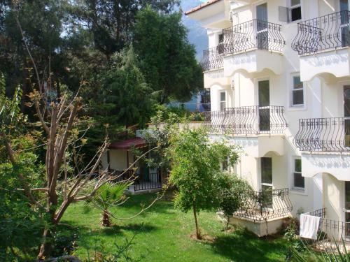 Ant Apart Hotel