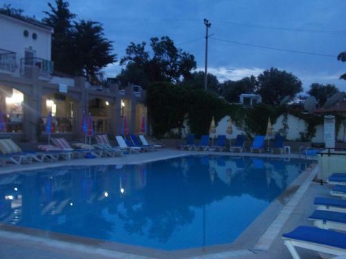 Ant Apart Hotel