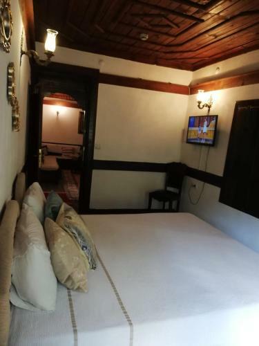 Hostal Turgut Reis Konak
