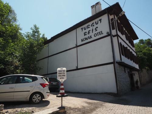 Hostal Turgut Reis Konak