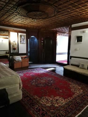 Hostal Turgut Reis Konak