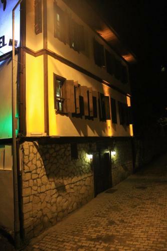 Hostal Turgut Reis Konak