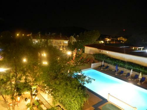 Star Hotel